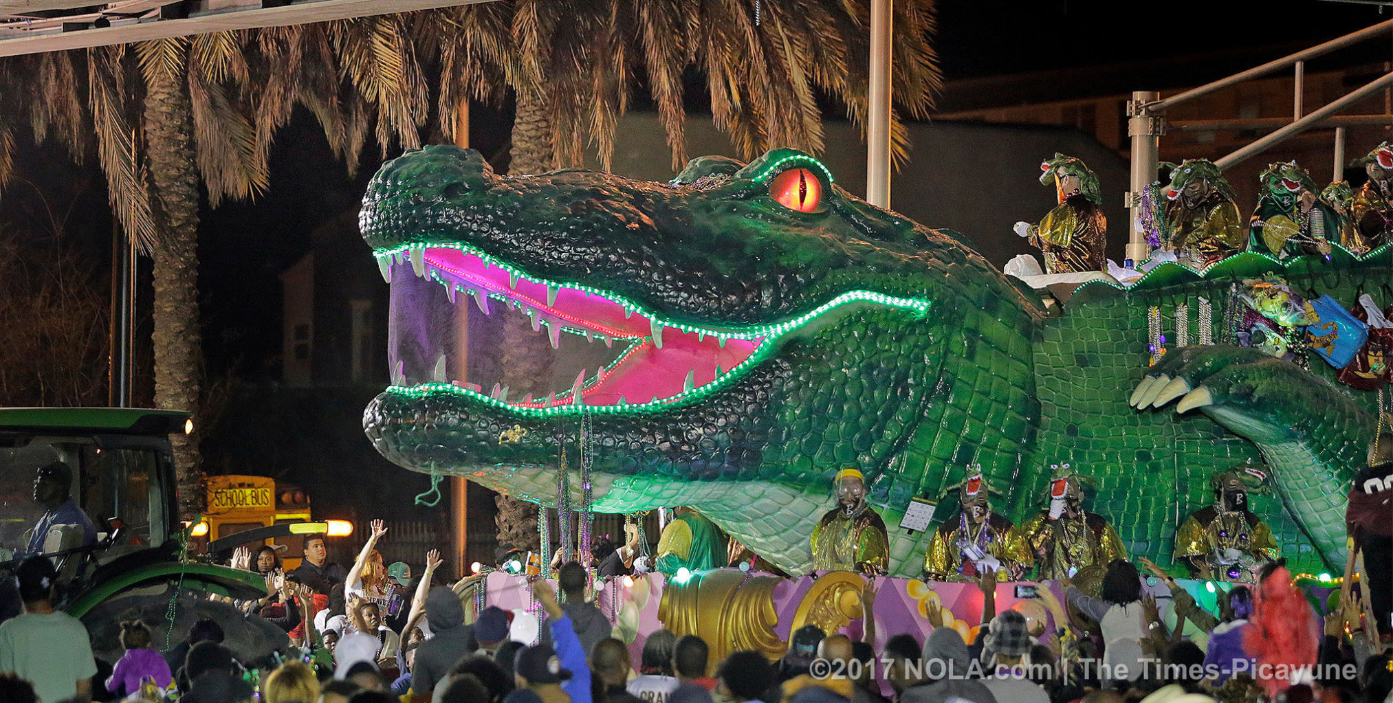 Krewe of Bacchus 2017 rolls in New Orleans: See Mardi Gras parade photos